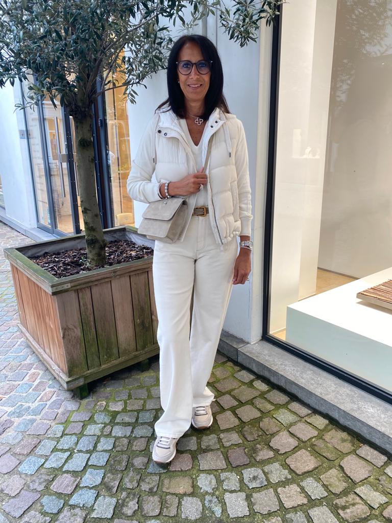 New: Brandstore Brunello Cucinelli by Cleo in Antwerp. Shopfitting by WSB